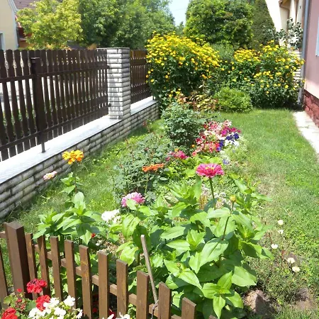 Casa de Férias In - Balaton 19801